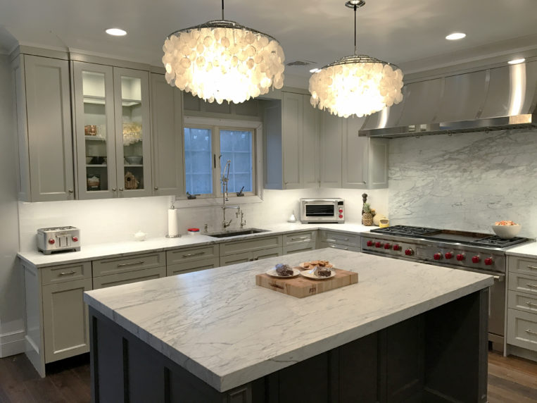 David Nissan kitchen Statuarietto marble polish With 2x10 Geo Soho white gloss
